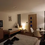 Kolonka 3*